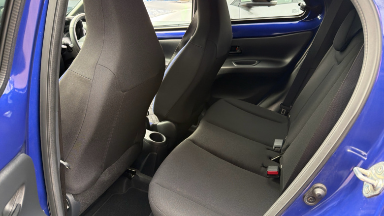 Toyota Aygo X 1.0 VVT-i Edge 5dr Petrol Hatchback